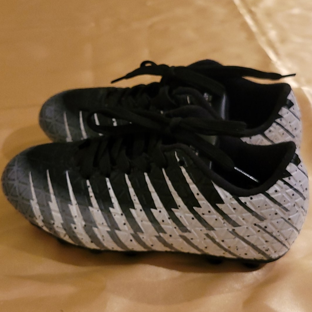 NIKE Vizari Cleats